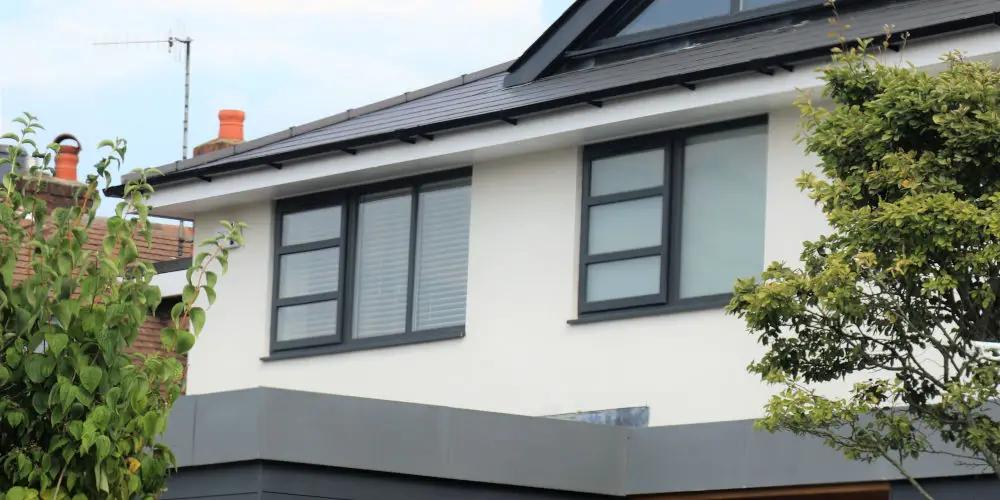 Can estate agents lie about offers