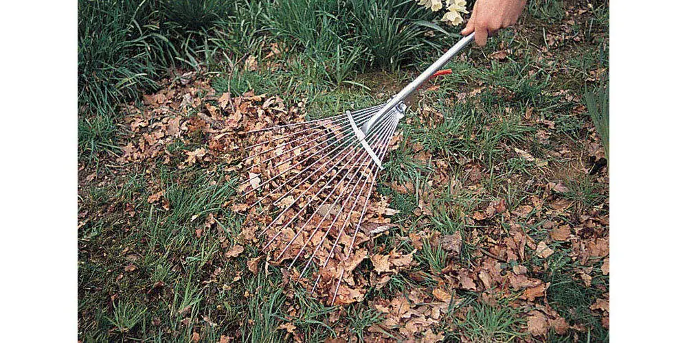 Draper adjustable rake