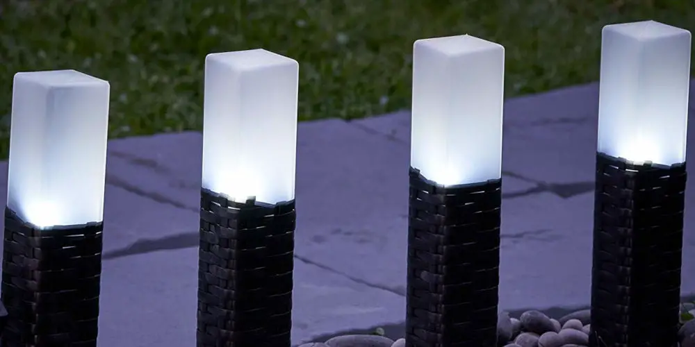 GloBrite Rattan Solar Lights - Set of 4