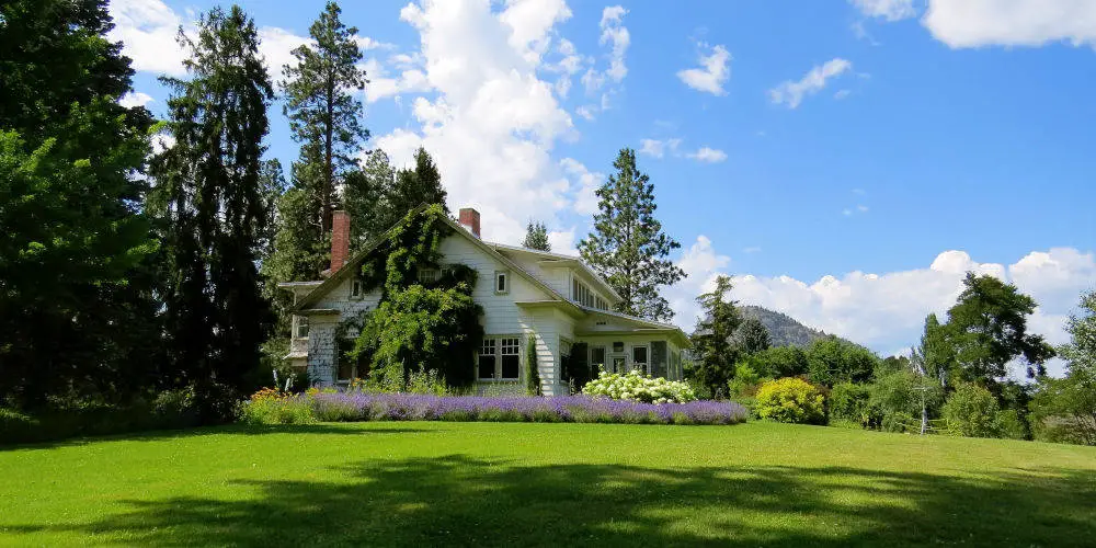 Staging Outdoor Spaces