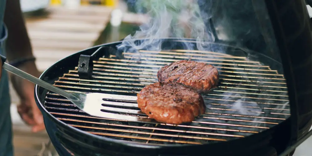 bbq coal burgers