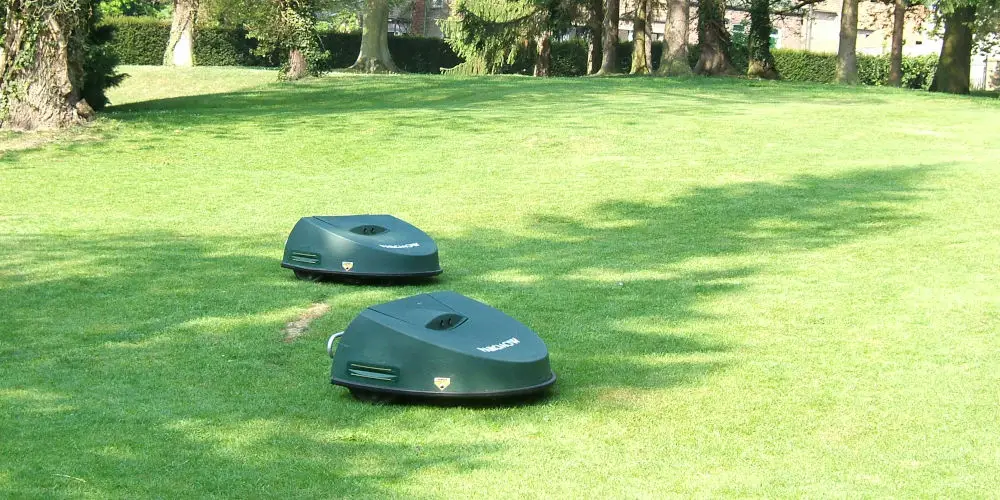 best robotic lawn mower garage