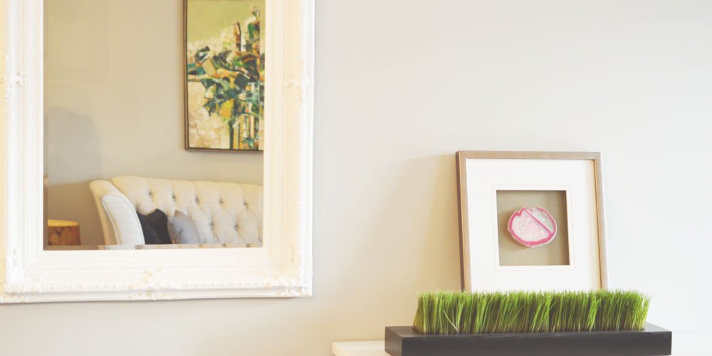 decorating with mirrors