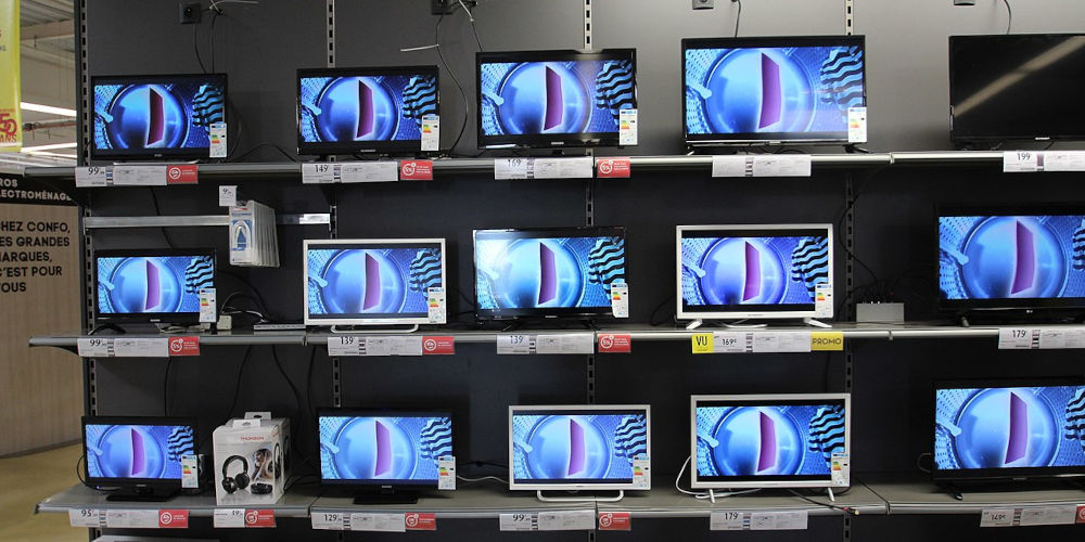 flat panel TV shopping