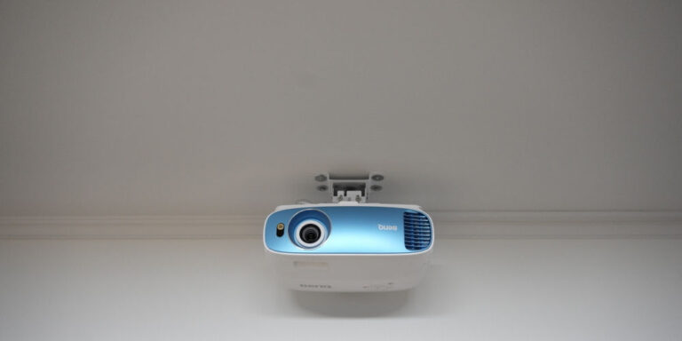 Normal vs portable projectors: What's the difference? | My Dream Haus