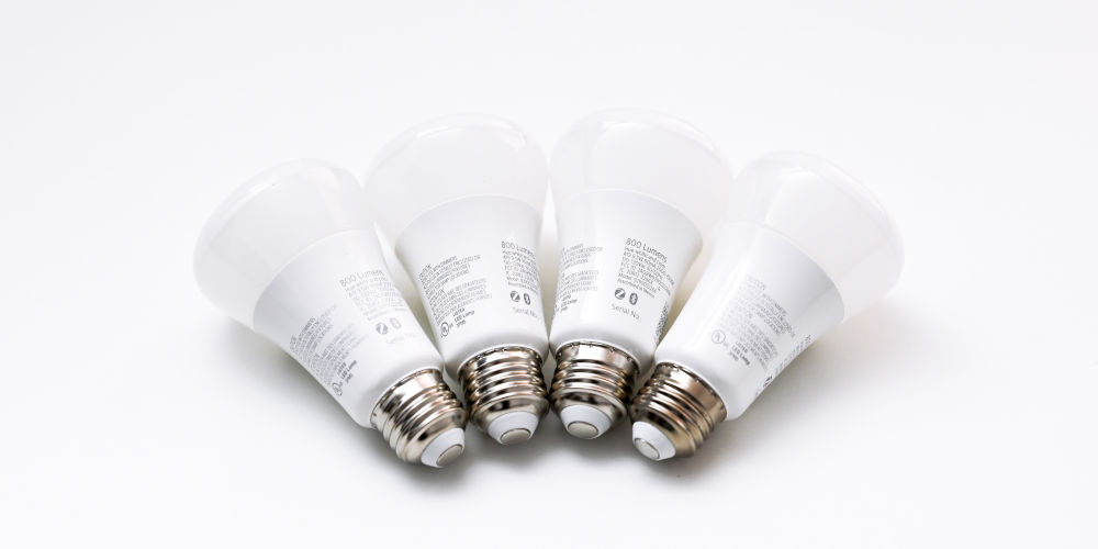  smart bulbs