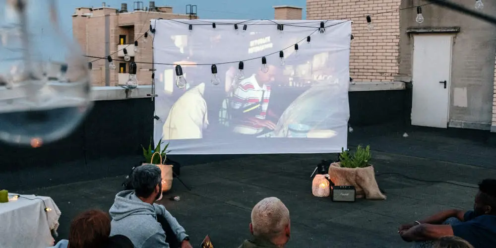 outdoor projector screen