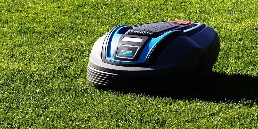 How do robotic lawn mowers work