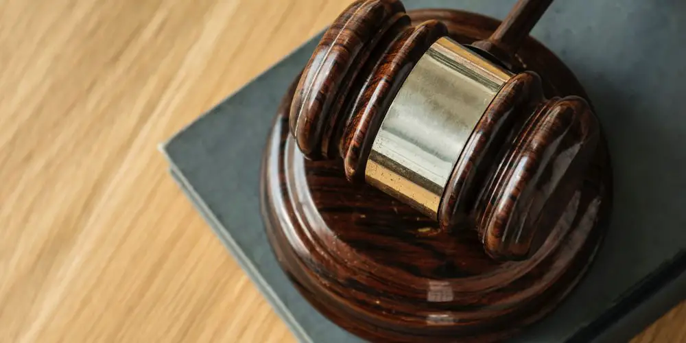 How to sell your house at auction for the best price