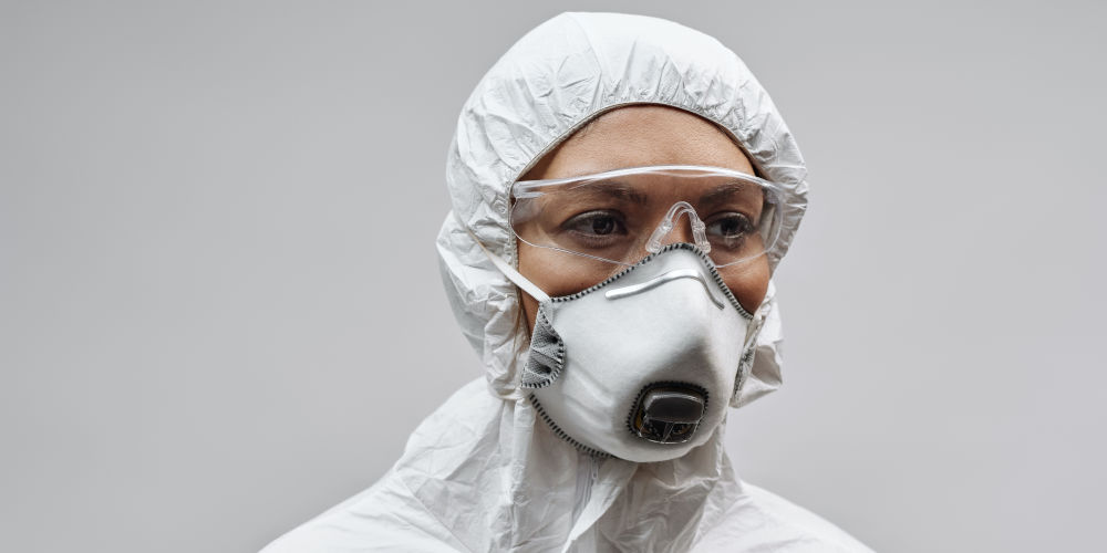 Is it illegal to sell a house with asbestos in the UK