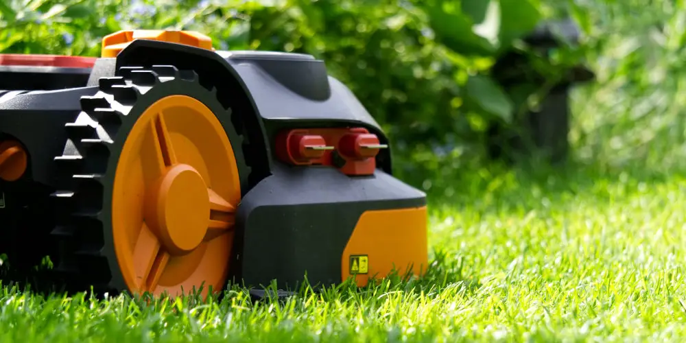 smart garden tools robotic lawnmower