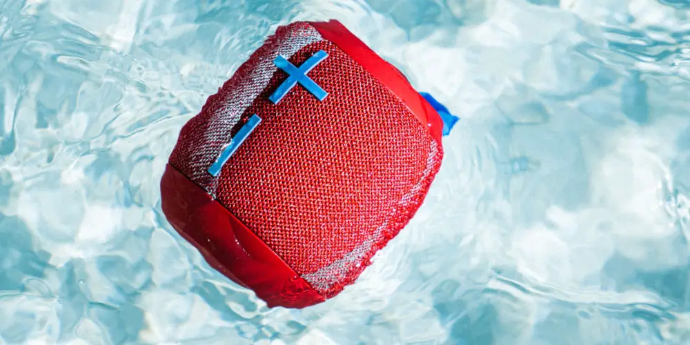 waterproof smart speaker